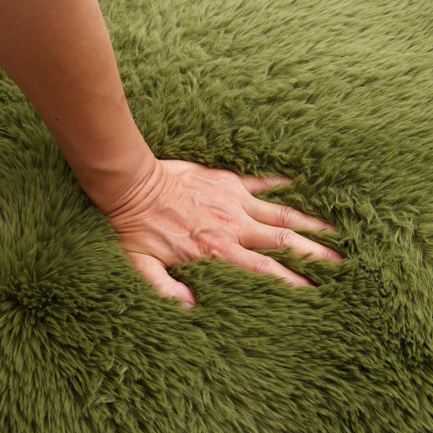 Contemporary Yeti Accent Chair – Ultra Soft Faux Fur, Dark Walnut Wood Arms